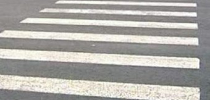 На Молодежной в Петербурге автомобиль сбил пешехода на переходе