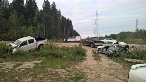 На трассе Тюмень - Ханты-Мансийск в ДТП погибли два человека (3).jpg
