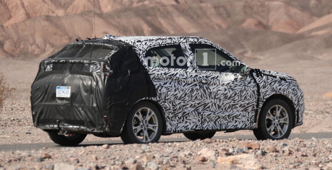 Прототип кроссовера Mitsubishi XR проходит испытания (4).jpg