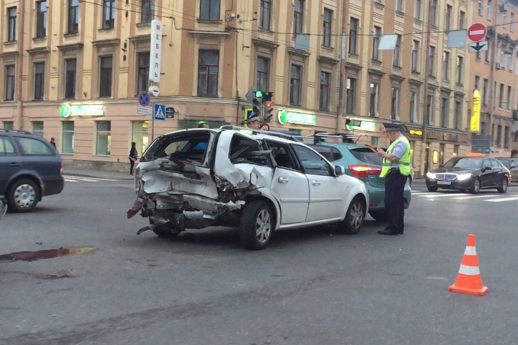 ДТП на Малом проспекте В.О.