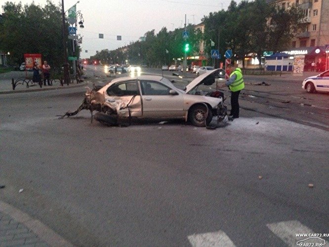 В больнице скончалась жертва погони в Тюмени, закончившейся ДТП В больнице скончалась жертва погони в Тюмени, закончившейся ДТП (1).jpg