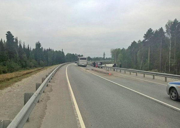Под Уватом водитель внедорожника уснул и погиб в ДТП (2).jpg
