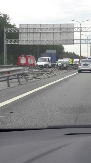 На КАД в ДТП с фурой пострадали три человека (4).jpeg