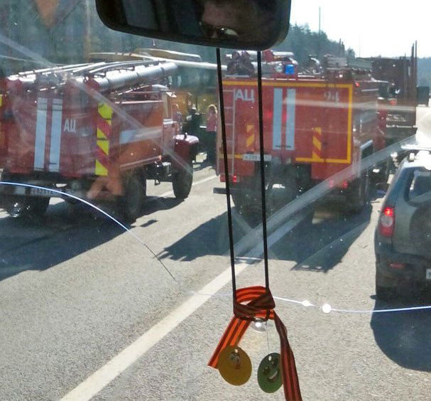 В массовом ДТП в Ленобласти пострадали туристы из Китая (1).jpg