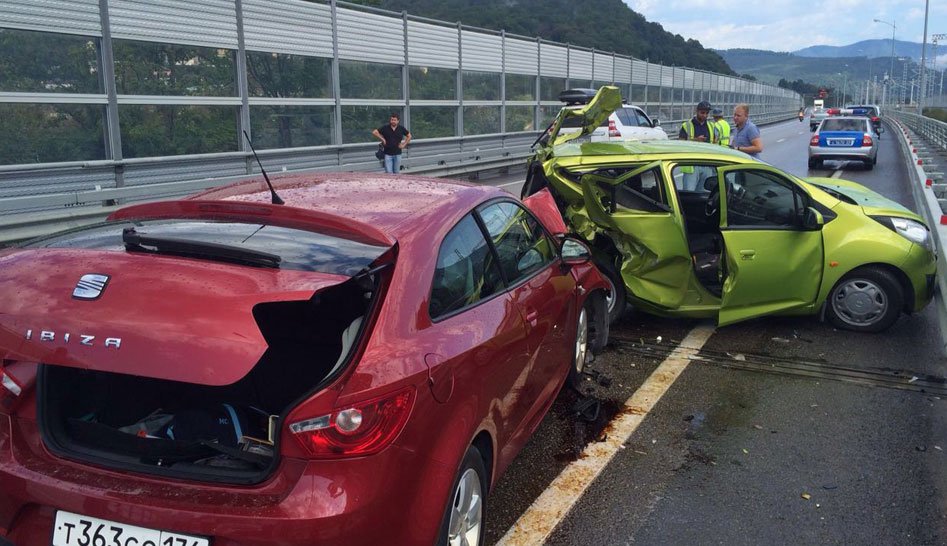 В Сочи в ДТП на дороге в Красную Поляну погибли два человека В Сочи в ДТП на дороге в Красную Поляну погибли два человека.jpg
