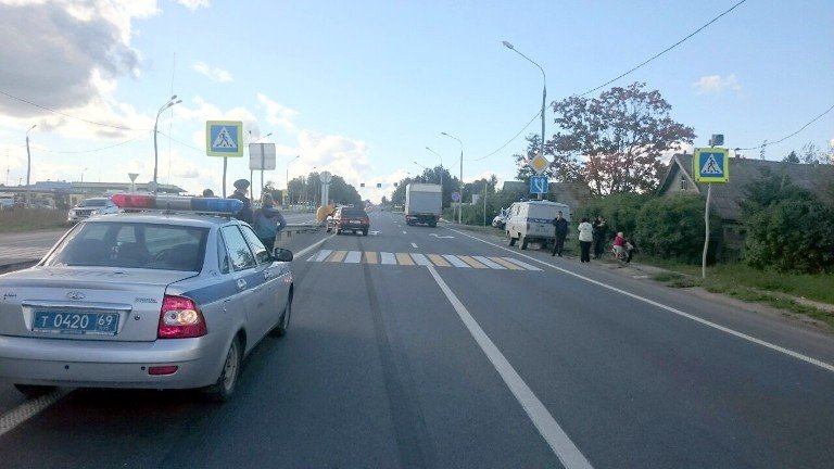 В Тверской области ВАЗ насмерть сбил 6-летнюю девочку на переходе В Тверской области ВАЗ насмерть сбил 6-летнюю девочку на переходе (1).jpg