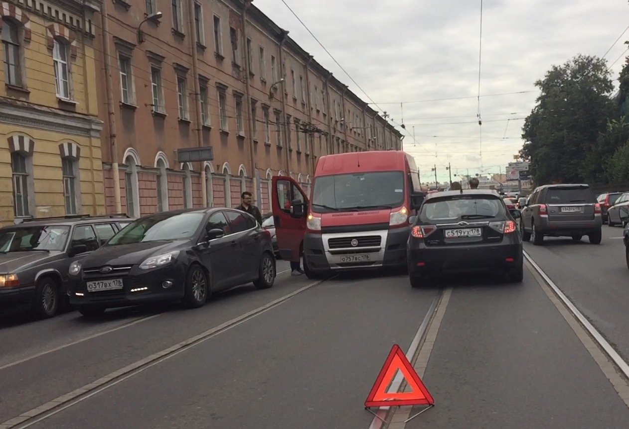 ДТП на съезде с Литейного моста