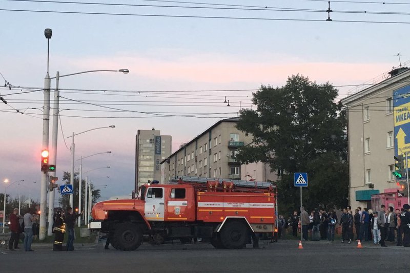 В ДТП с маршруткой и автобусом в Иркутске погиб человек В ДТП с маршруткой и автобусом в Иркутске погиб человек (3).jpg