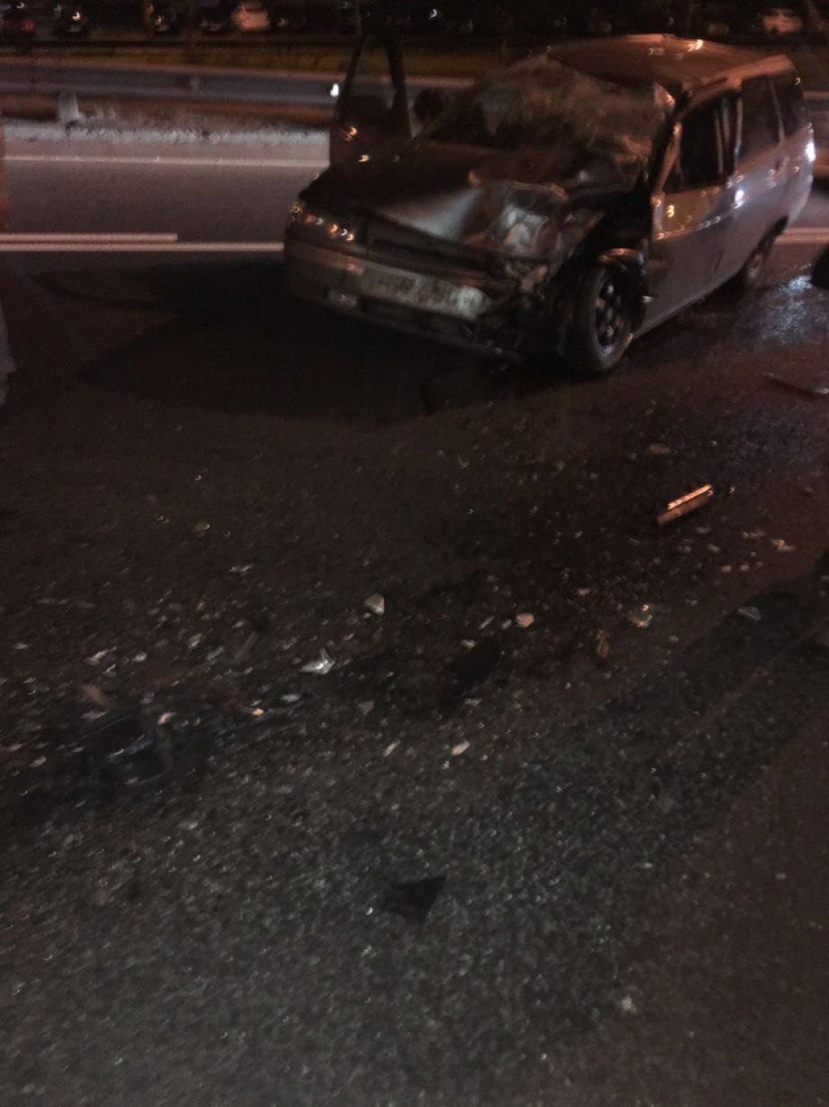 В ДТП с поливомоечной машиной в Петербурге погиб водитель ВАЗа (1).jpg