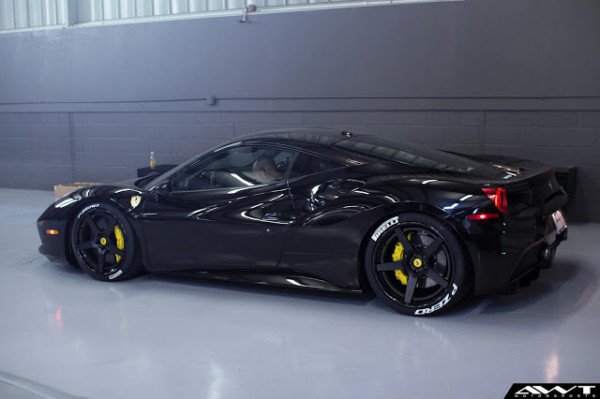 Ferrari 488 GTB получил 750-сильный двигатель (5).jpg