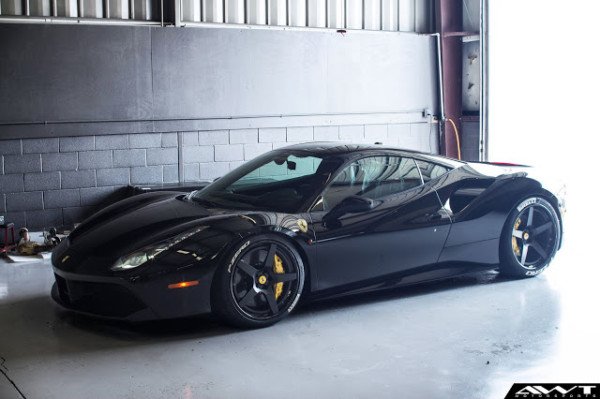 Ferrari 488 GTB получил 750-сильный двигатель (1).jpg