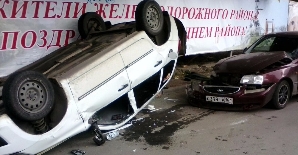 В Ростове после ДТП машины насмерть сбили женщину В Ростове после ДТП машины насмерть сбили женщину.png
