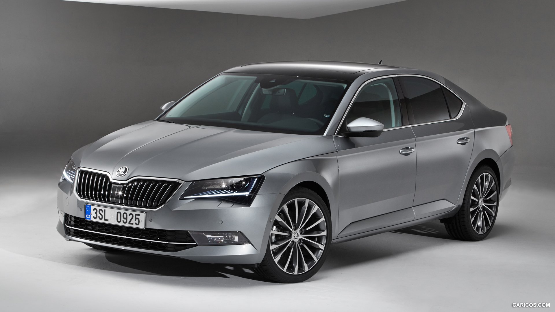 Skoda Superb.jpg