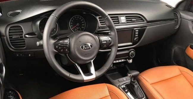 Kia K2 новый салон