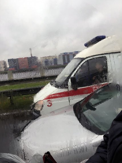 В Петербурге в ДТП попала «скорая» (2).jpg