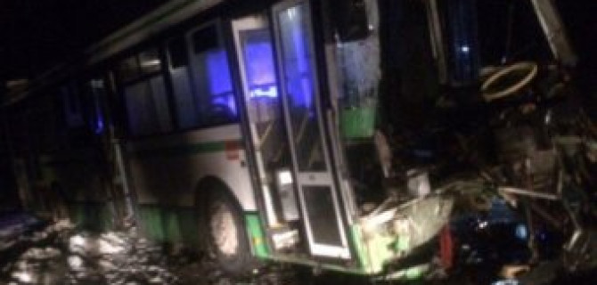 В Ленобласти в ДТП с автобусом пострадали семь человек