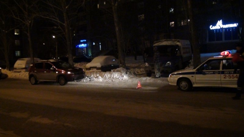 В Екатеринбурге на улице Пехотинцев сбили человека (1)