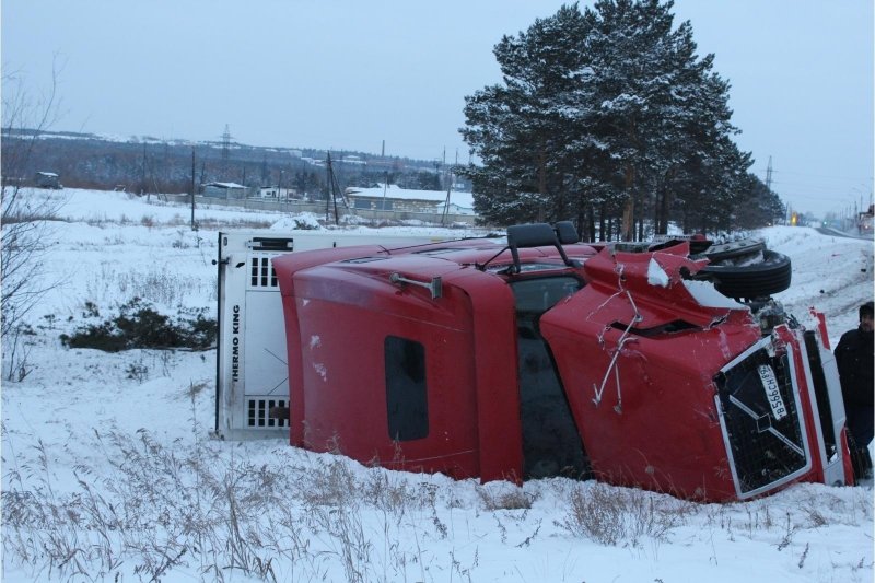 В ДТП под Тулуном погиб водитель УАЗа (4)