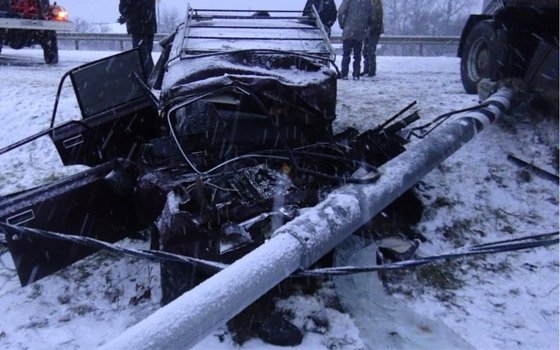 В ДТП под Брянском погибли два человека и пострадали двое детей (1)