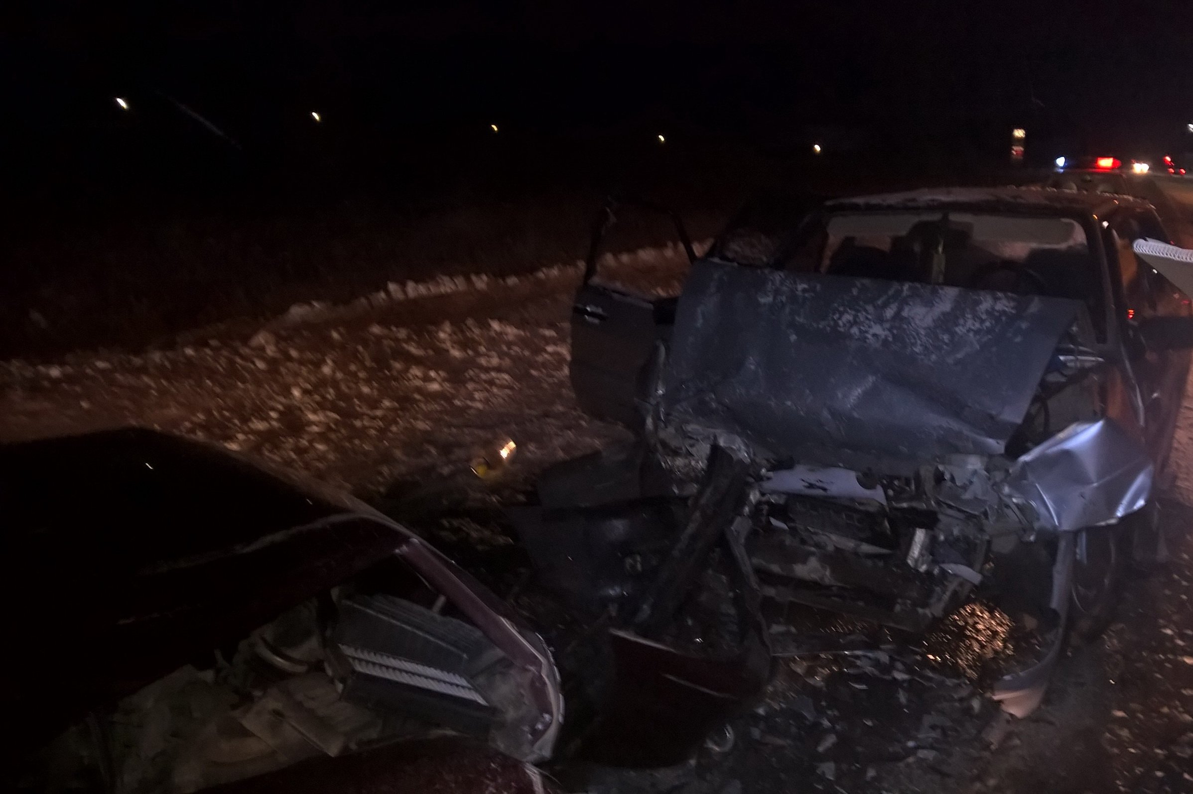 В лобовом ДТП в Богдановичском районе пострадали шесть человек В лобовом ДТП в Богдановичском районе пострадали шесть человек (2)