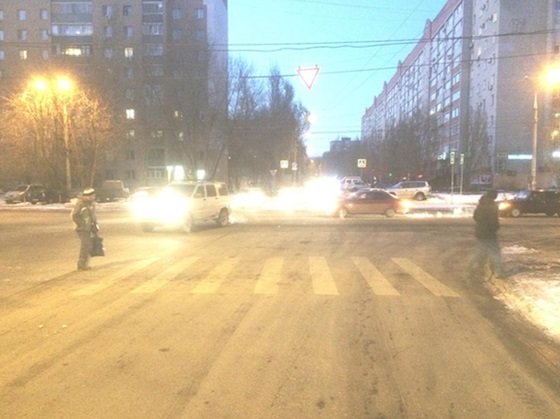 В Самаре в ДТП пострадала 4-летняя девочка В Самаре в ДТП пострадала 4-летняя девочка (3)