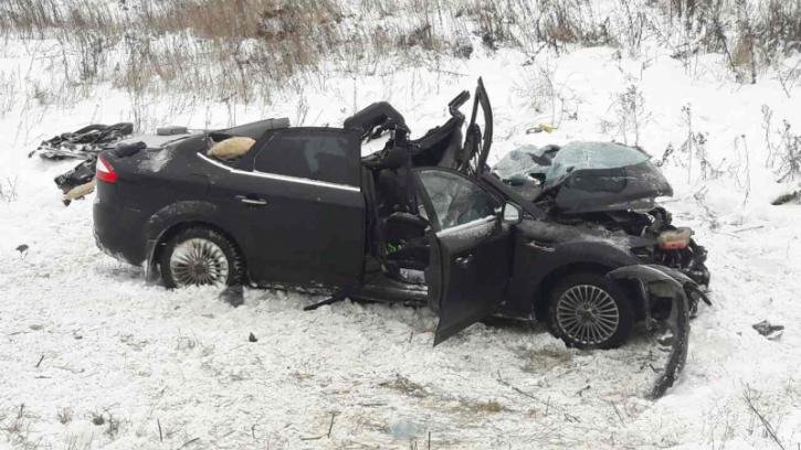 В ДТП под Воронежем погибли три человека В ДТП под Воронежем погибли три человека (2)