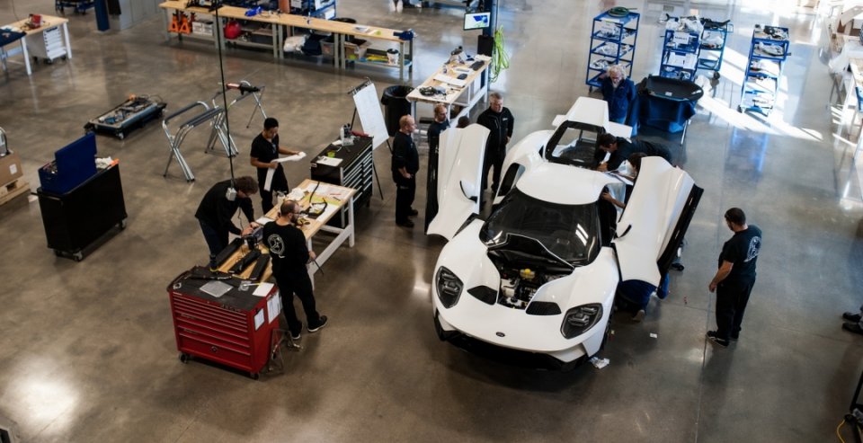 Началось серийное производство Ford GT (2)