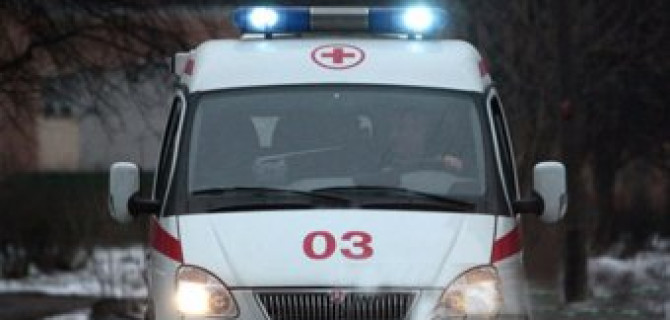 В Тольятти микроавтобус бил женщину с ребенком на переходе