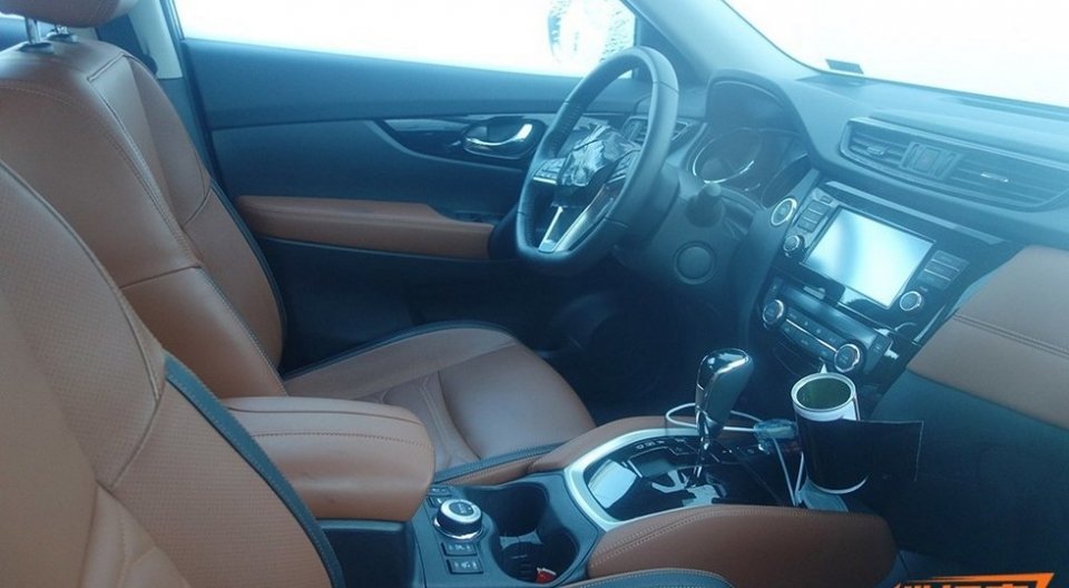 В Сети появились снимки нового Nissan X-Trail (2)