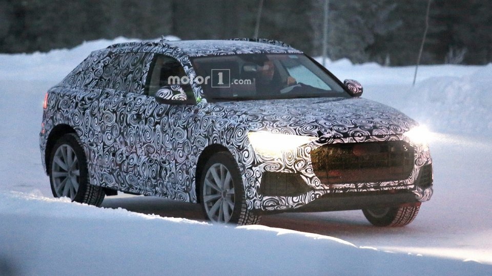 Новый Audi Q8 впервые замечен в серийном кузове Новый Audi Q8 впервые замечен в серийном кузове (2)