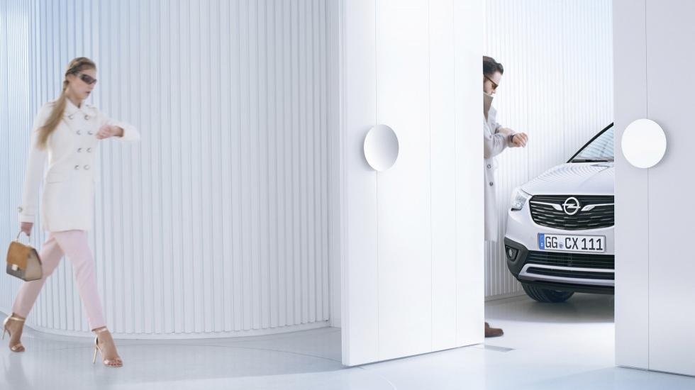 Opel опубликовали первое фото долгожданного Crossland X