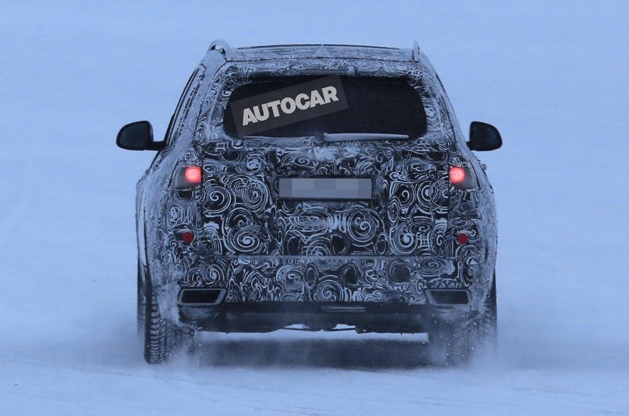 Новый BMW X7 2018 заснят во время тестов (1)