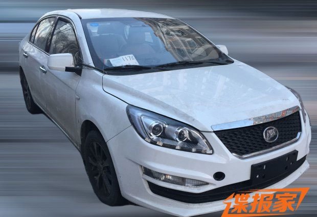 В Сети появились фото обновленного Lifan 720 (Cebrium) (1)