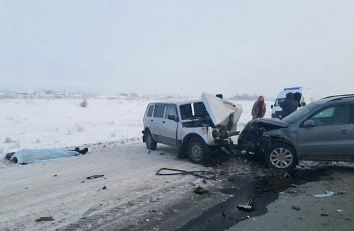 В ДТП под Оренбургом погибли два человека В ДТП под Оренбургом погибли два человека (3)