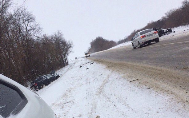 В ДТП под Воронежем погибла девушка В ДТП под Воронежем погибла девушка (1)