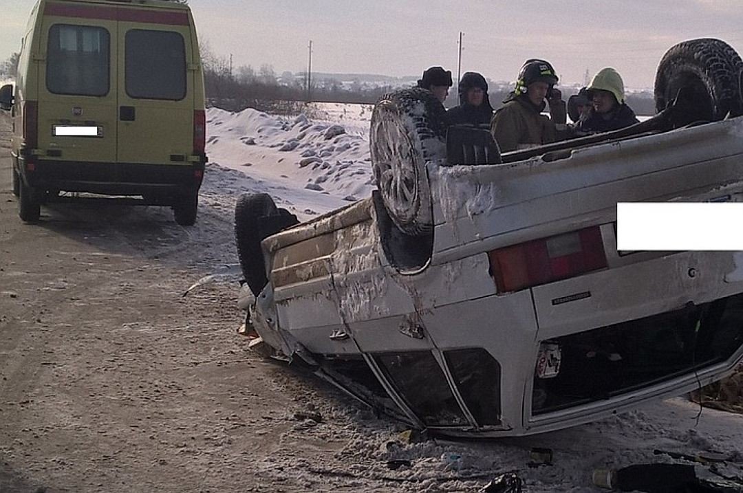 В Завьяловском районе в ДТП на трассе «Елабуга - Пермь» погиб водитель В Завьяловском районе в ДТП на трассе «Елабуга - Пермь» погиб водитель (1).jpg