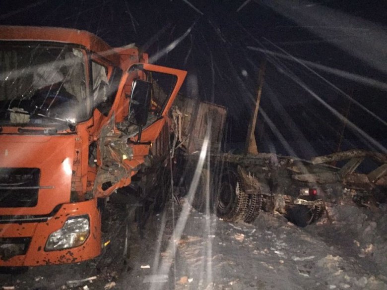 Водитель автобуса погиб в ДТП с грузовиком в Томской области Водитель автобуса погиб в ДТП с грузовиком в Томской области (4).jpg