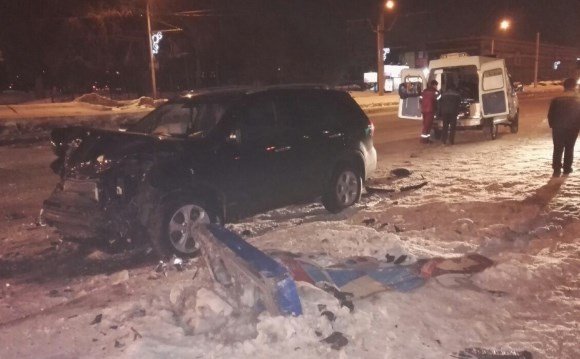 В ночном ДТП в Барнауле пострадал человек В ночном ДТП в Барнауле пострадал человек (1).jpg