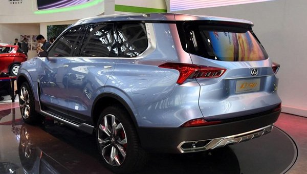В Сети появились снимки нового внедорожника Maxus D90 (4).jpg
