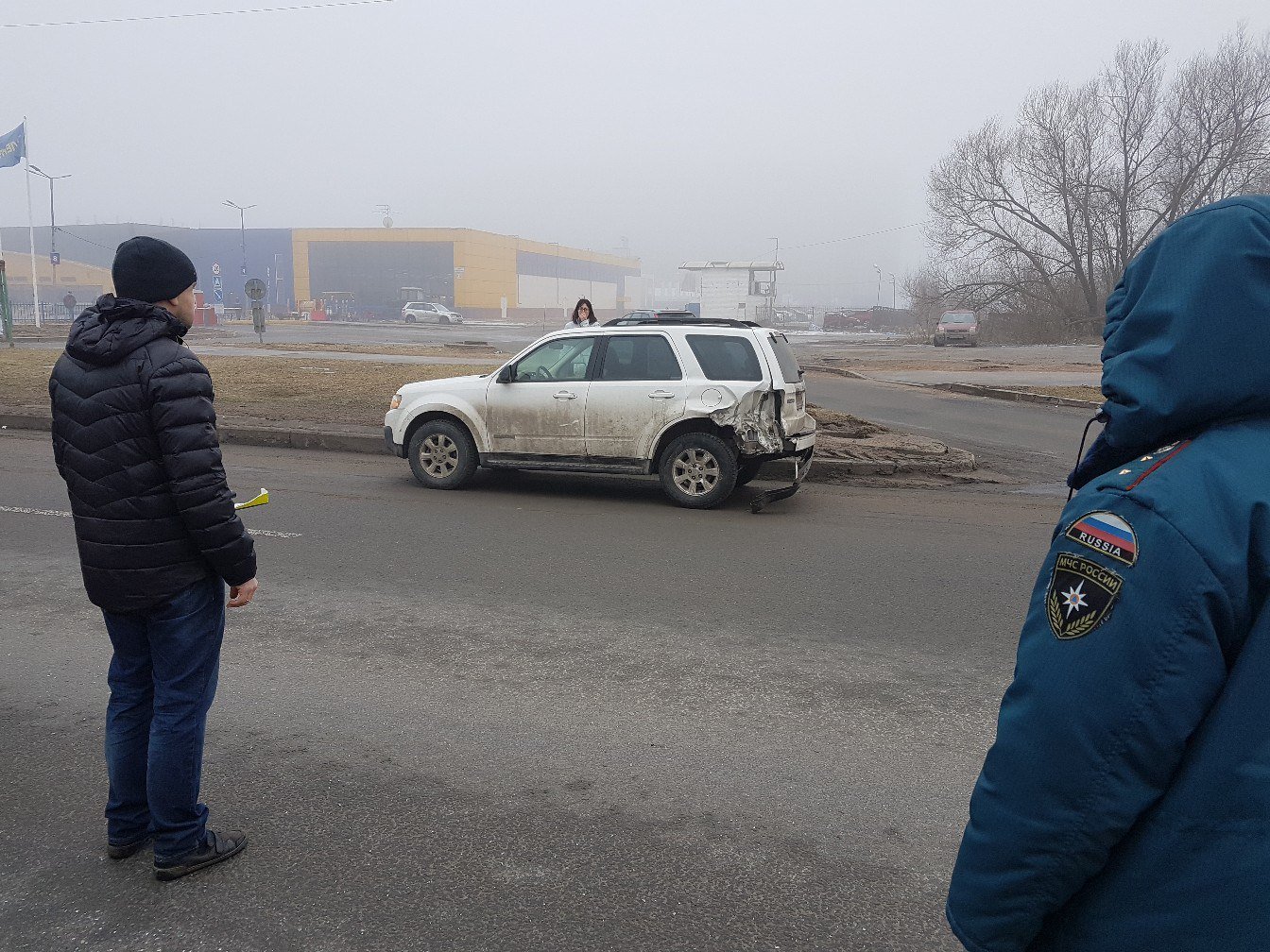 В Петербурге перевернулся автомобиль В Петербурге перевернулся автомобиль (1).jpg