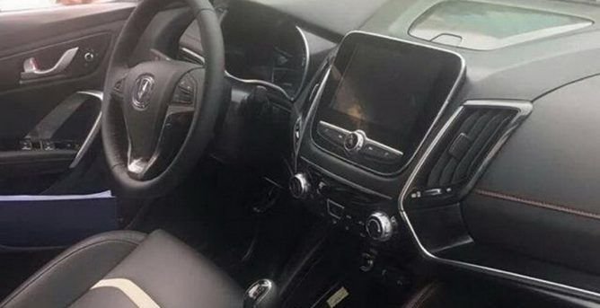 Новый кроссовер Changan CS55 заснят без камуфляжа (2).jpg