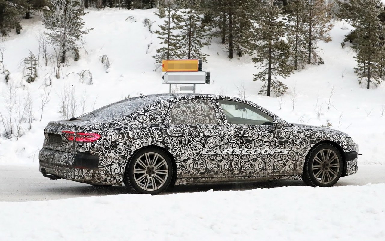 Новый Audi A8 представят летом (3).jpg