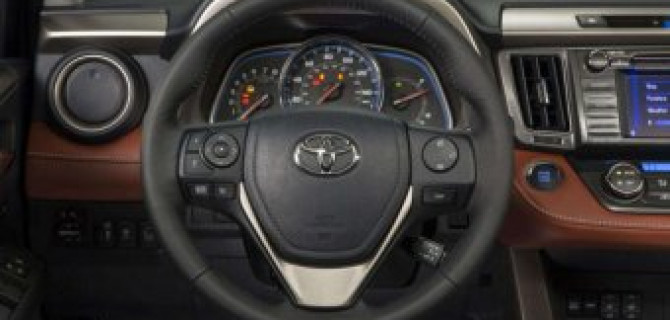 Весенний сервис для Вашей TOYOTA!