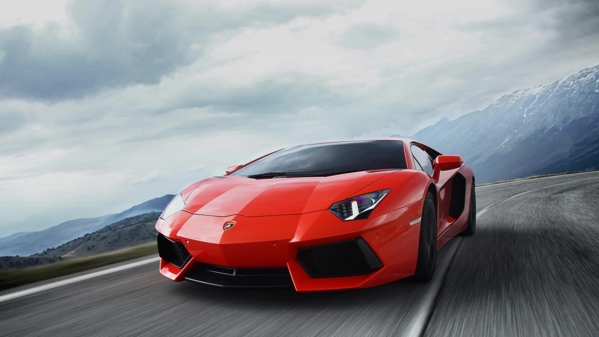 Lamborghini бьют рекорды продаж (1).jpg