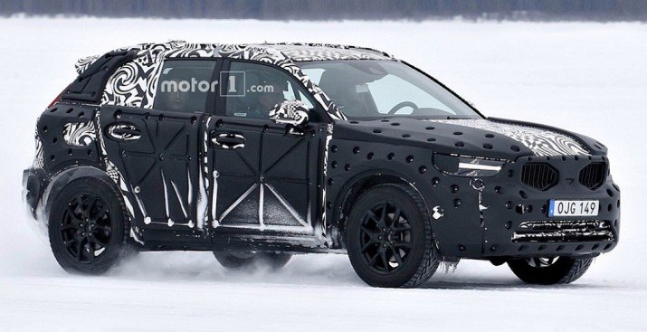 Новый Volvo XC40 проходит зимние тесты Новый Volvo XC40 проходит зимние тесты (3).jpg