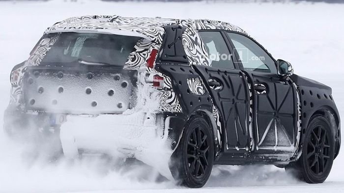 Новый Volvo XC40 проходит зимние тесты Новый Volvo XC40 проходит зимние тесты (1).jpg