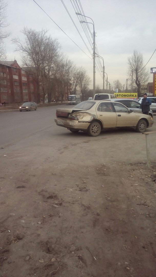 В Иркутске в ДТП попал автобус В Иркутске в ДТП попал автобус (3).jpg