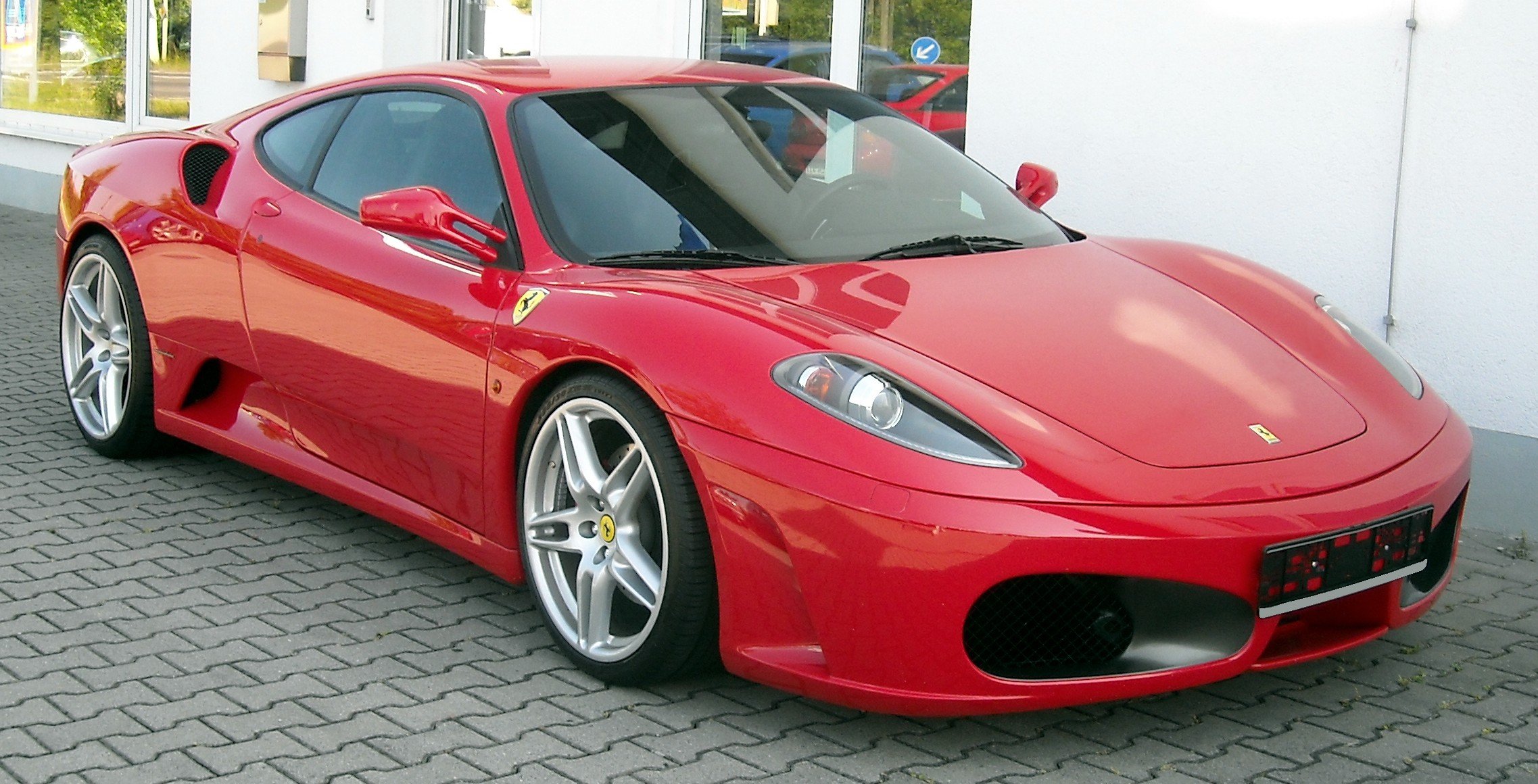 В США продали личный Ferrari Дональда Трампа Ferrari F430.jpg