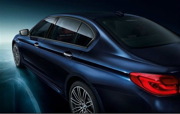 В Сети появились официальные фотографии удлиненного седана BMW 5-Series Li (5).jpg