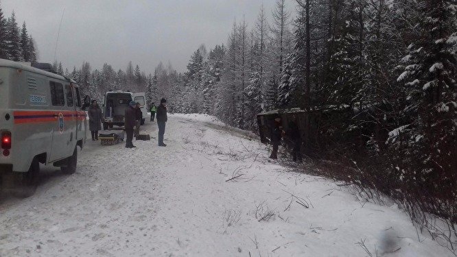ДТП с участием рейсового автобуса произошло в Свердловской области ДТП с участием рейсового автобуса произошло в Свердловской области